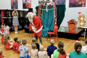 Santas brekky draws big crowd