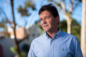 Mayor pushes for power crisis inquiry