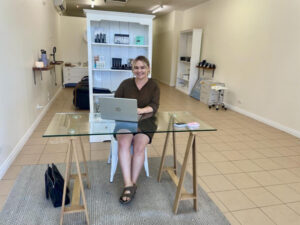 New beauty salon for lively locals