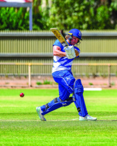 Roos roasted as Hack sizzles in sun