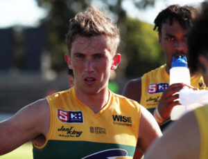 Mutch back in Eagles tri-colours