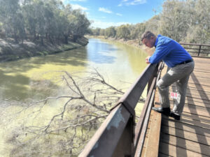 Advocate against water management bill