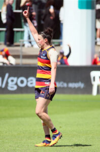 EJ and Crows progress to semis