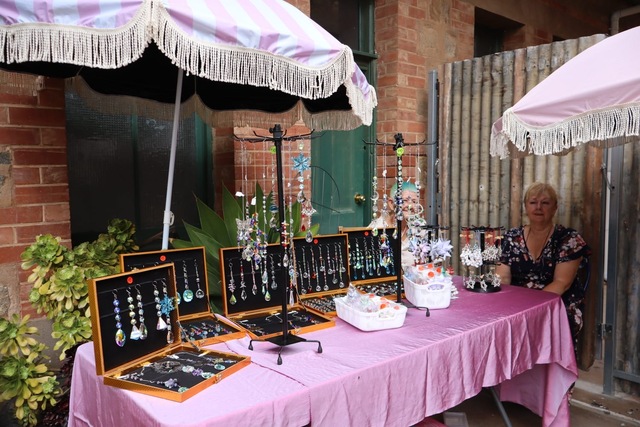 Last min gifts at the Makers Market